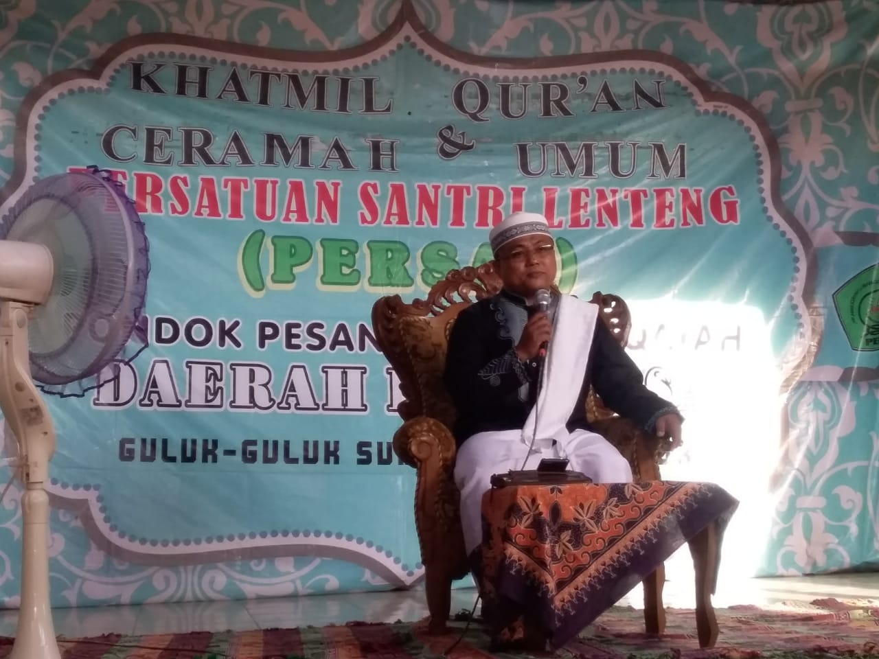 Ra Izzul Muttaqin memberikan cermah agama di acara Perdana Persal